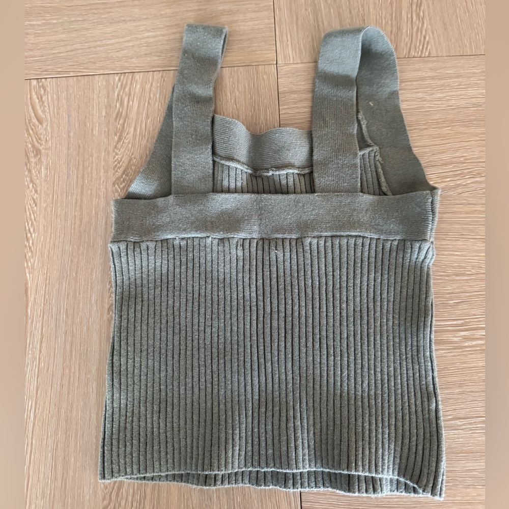 Abercrombie Green Ribbed Tank - Picture 3 of 3